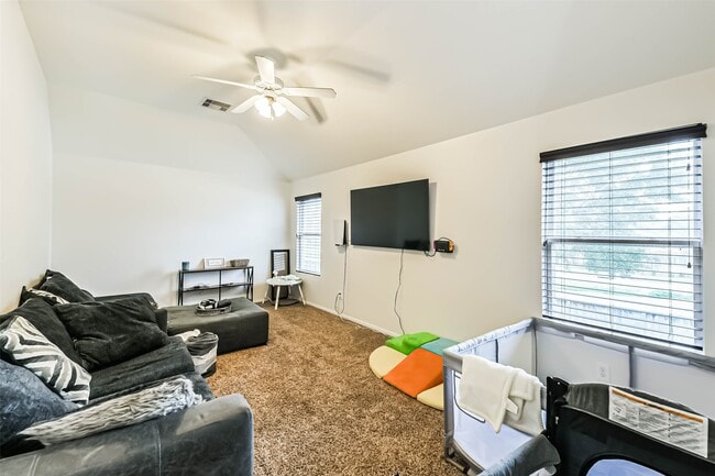 Building Photo - 22538 Goss Spring Ct