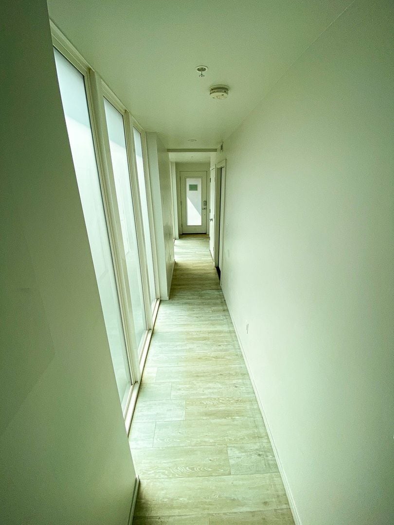 Building Photo - 15 E Kensington Ave