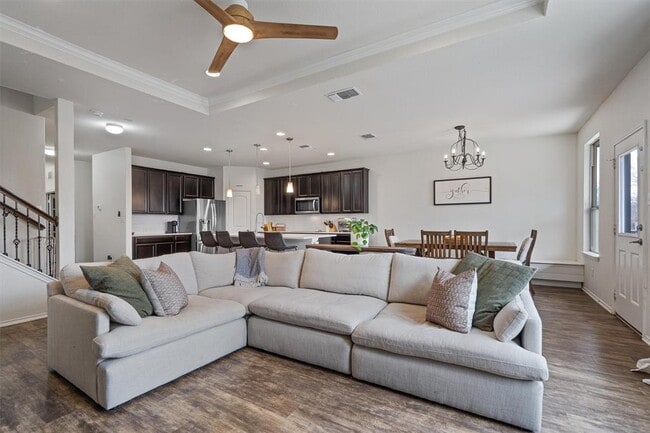 Building Photo - 124 Northern Harrier Ct