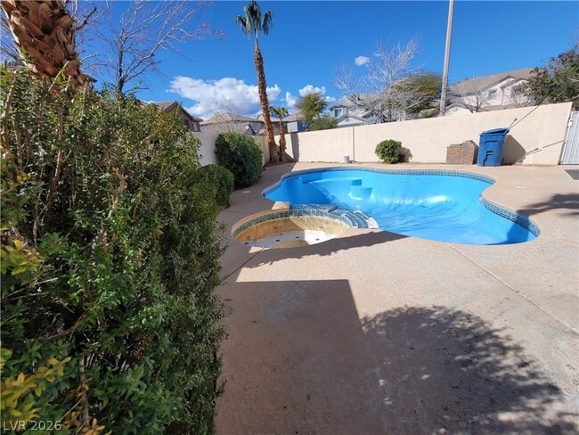 Building Photo - 10799 Flame Vine Ct