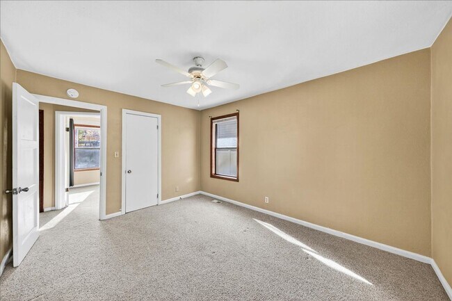 Building Photo - Spacious 4-Bedroom Home Minutes from Downtown Boise