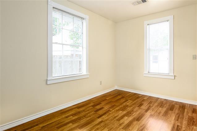 Building Photo - 2115 Radcliffe St