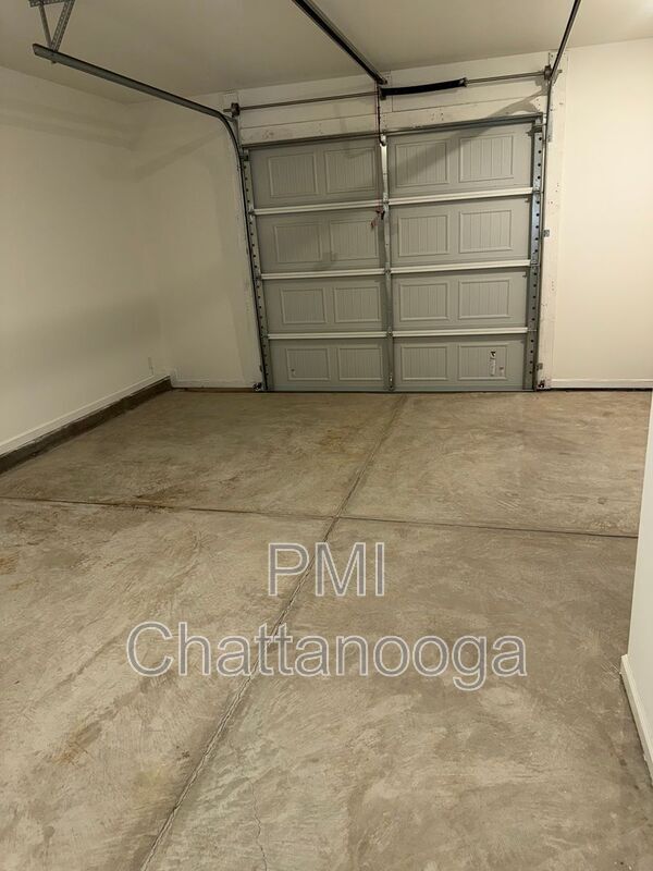 Building Photo - 244 Asbury Oak Ln