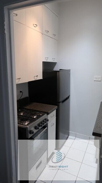 Primary Photo - 534 W Stratford Pl