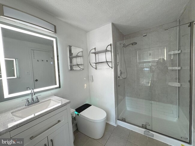 Building Photo - 6505 Field Master Dr