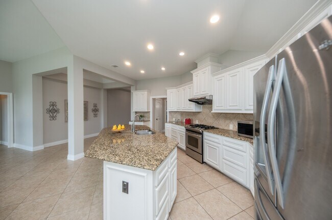 Building Photo - 27907 Brandy Creek Lane
