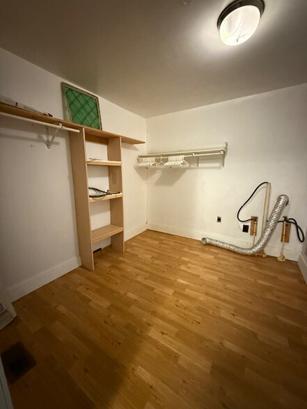 Building Photo - 47 Cayce St