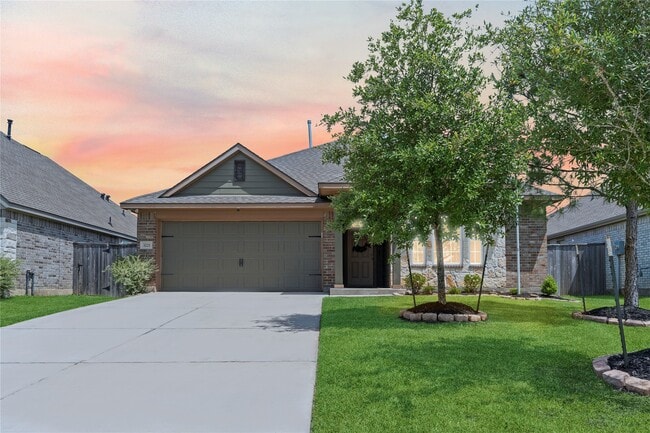 Building Photo - 3221 Climbing Gardens Ct