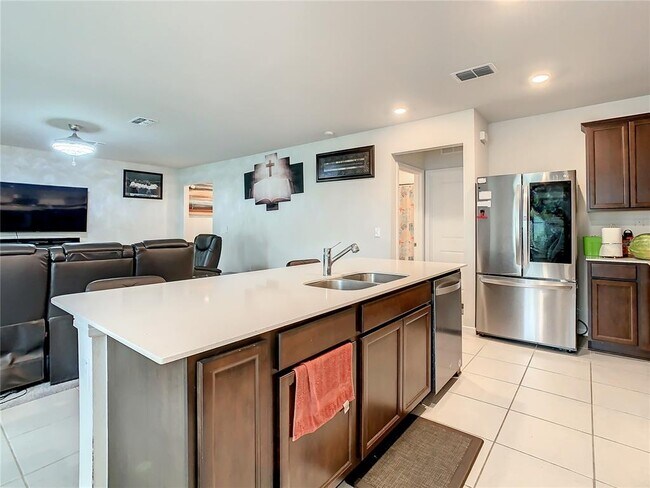 Building Photo - 30344 Marquette Ave