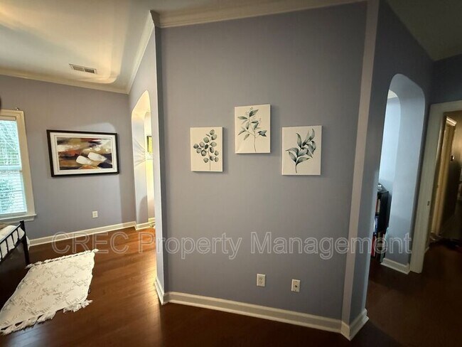 Building Photo - 1202 Grove Park Dr