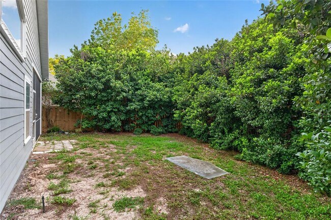 Building Photo - 914 SW 83rd Terrace