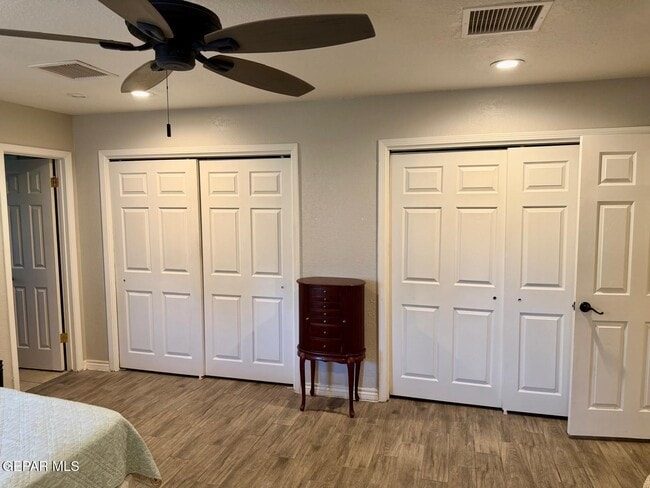 Building Photo - 4921 Vista Grande Cir