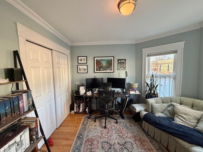 Building Photo - 133 Erie St