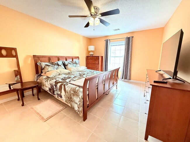 Building Photo - 128 Deer Hound Trail