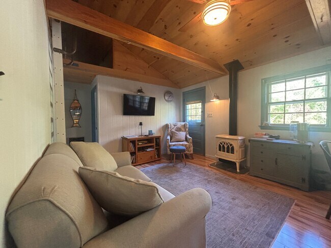 Building Photo - 58 Patrician Shores Cir