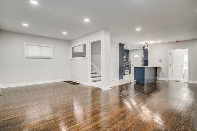 Building Photo - 5229 Brookwood Ave