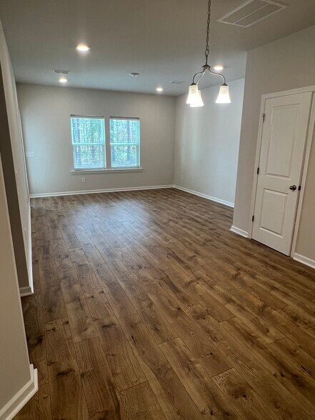 Building Photo - 227 Twinleaf Ct