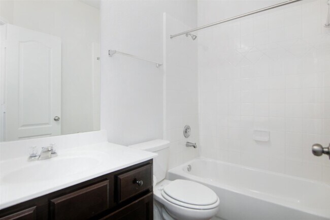 Building Photo - 3703 Homestead Ridge Ln