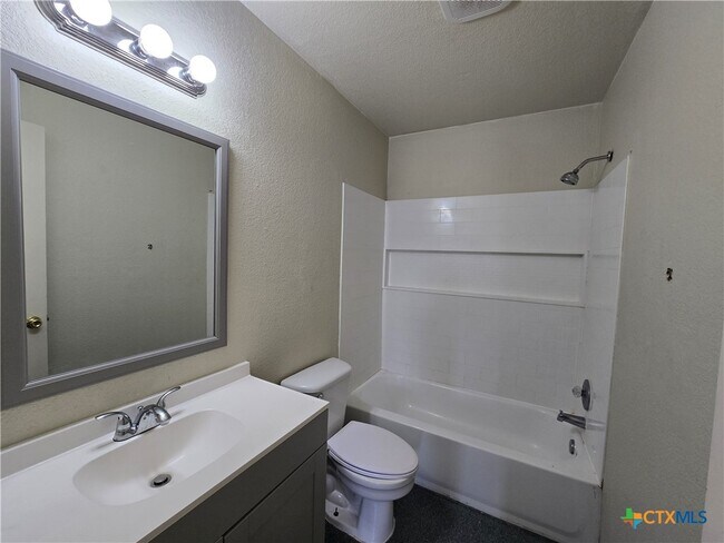 Building Photo - 1206 Industrial Blvd