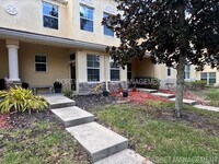Building Photo - FURNISHED Summerfield Townhome