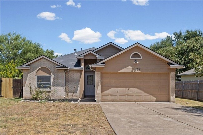 Building Photo - 1104 Winecup Ct