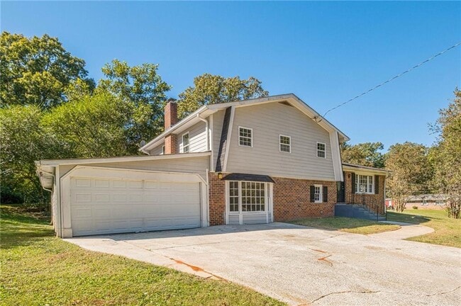 Building Photo - 1798 Dogwood Ct SW