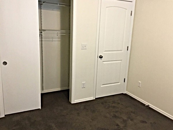 Building Photo - 9478 W Stonewood Dr