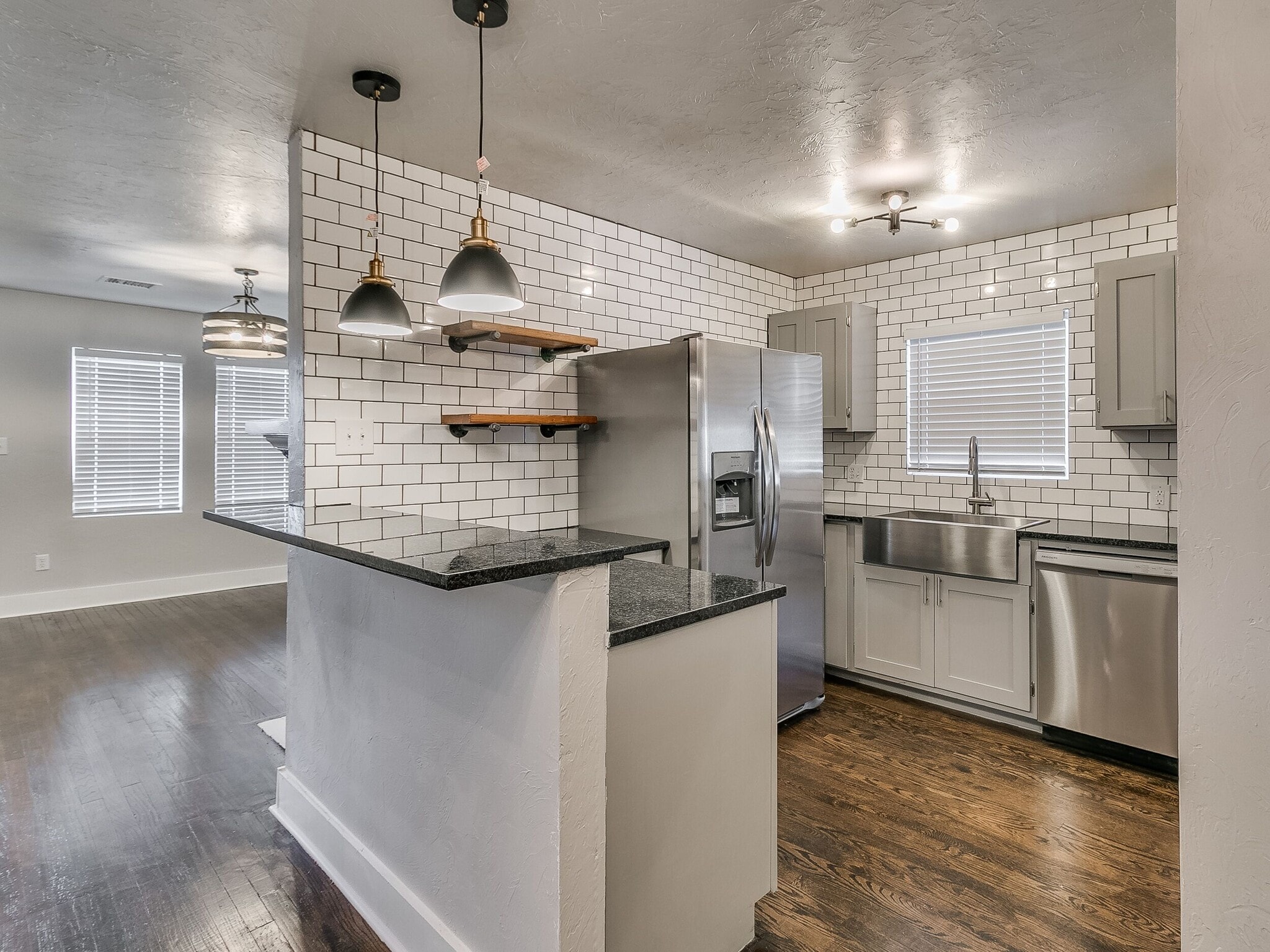 Building Photo - 1121 NW 43rd St