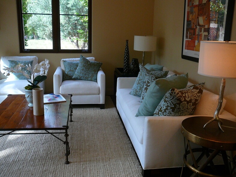 Living Room - 22 Blue Heron