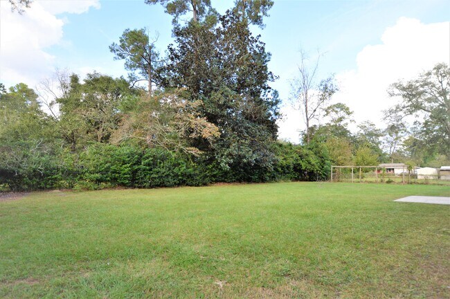 Building Photo - 712 Habersham Rd
