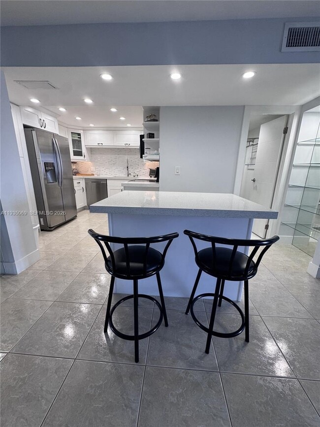 Building Photo - 1500 S Ocean Dr