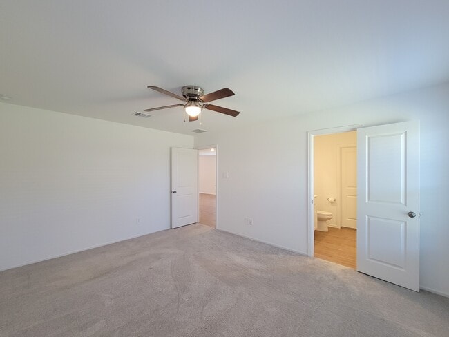 Building Photo - 314 Hbr Bnd Ct