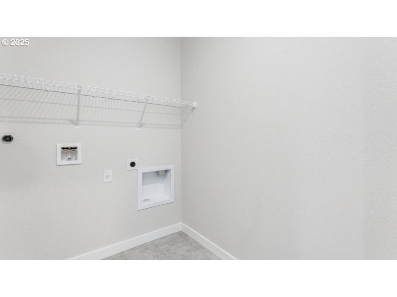 Building Photo - 9212 SE Azalea St