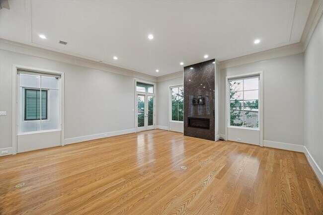 Building Photo - 1509 Caywood Ln