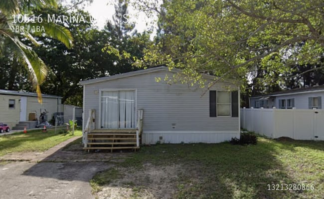 Building Photo - 10516 Marina Way