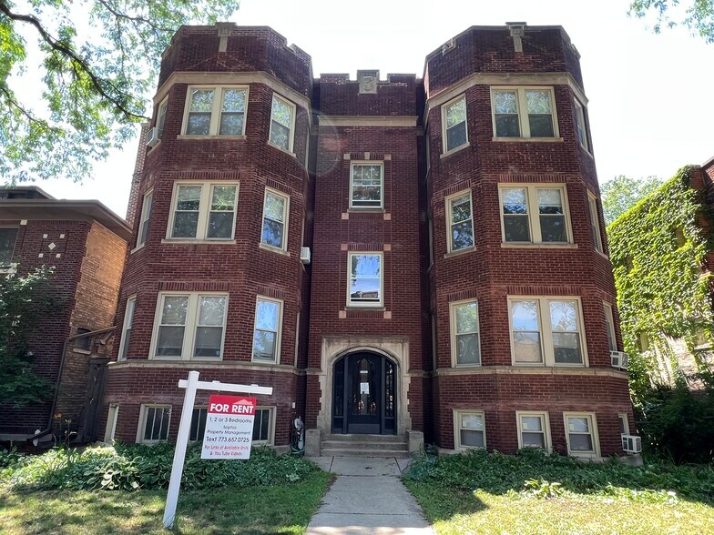 Building Photo - 6354 N Paulina St