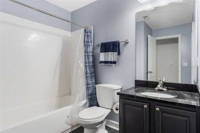Building Photo - Orlando - 3 Bedrooms, 2 Bathrooms – $1,695.00