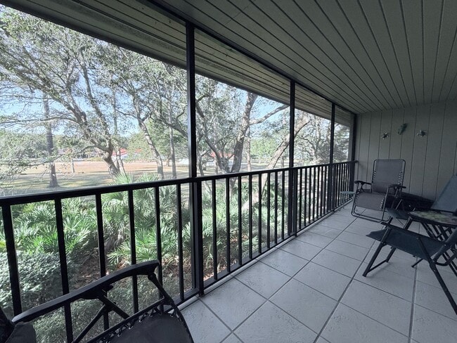 Building Photo - 2 Cartagena Ct