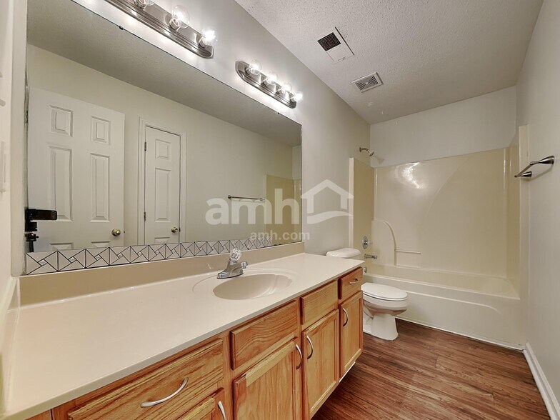 Building Photo - 1114 Green Fern Cv