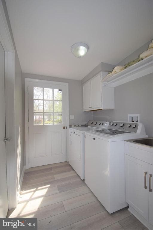 Building Photo - 8811 Badger Dr