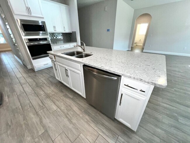 Building Photo - SPECTACULAR MODERN HOME!!Relaxing water views- MOVE IN September 2026-2 story 4 bed 3.5 bath HM i...
