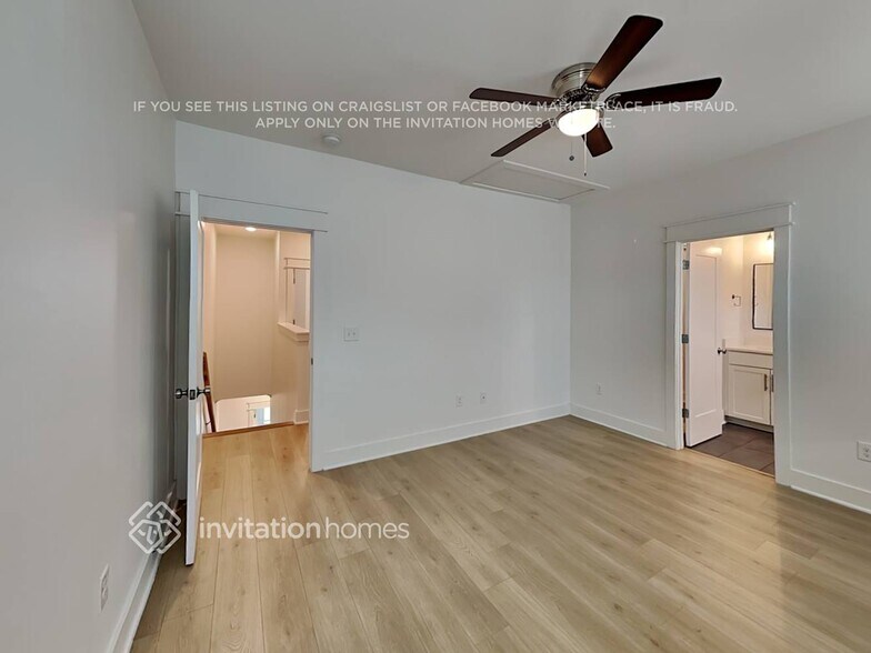 Building Photo - 428 38th Ave N