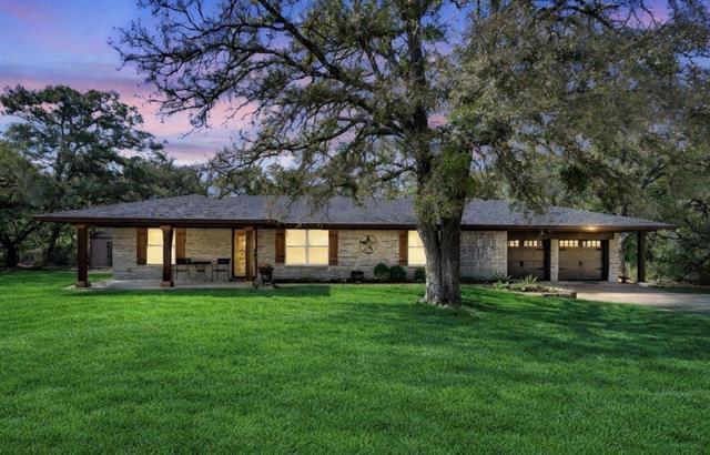 Building Photo - 800 FM 1187