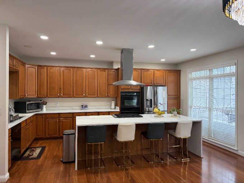 Building Photo - 5447 Serviceberry St