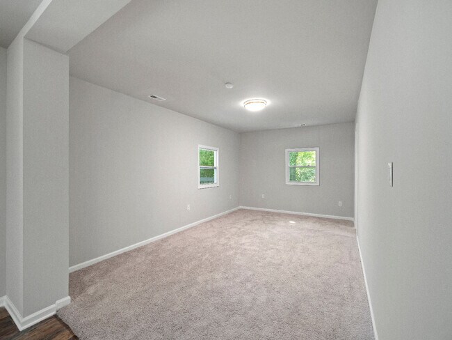 Building Photo - 128 Sunset Ln
