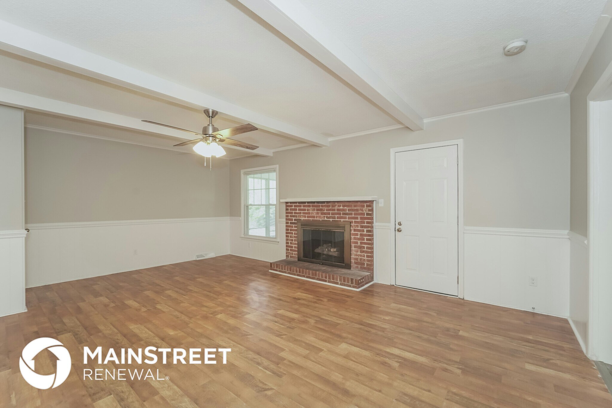 Building Photo - 5815 Mallard Dr S