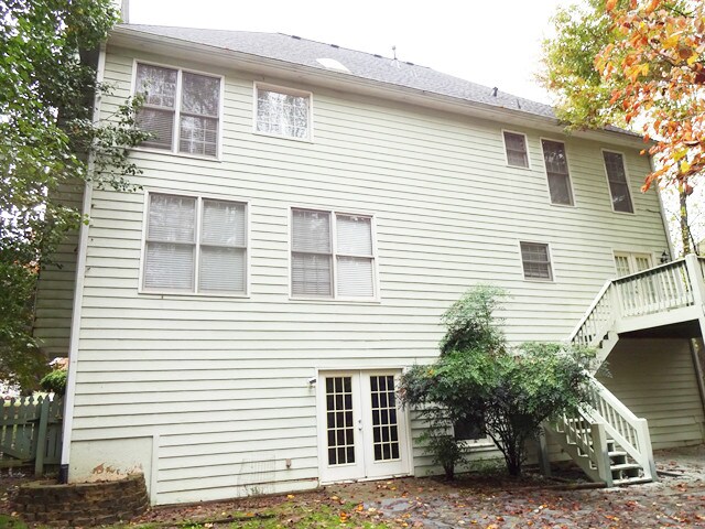 Building Photo - 1302 Hadaway Trail NE
