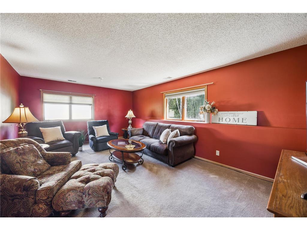 Building Photo - 4970 Boyd Ave