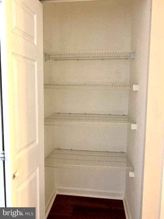 Building Photo - 102 Three Coin Way