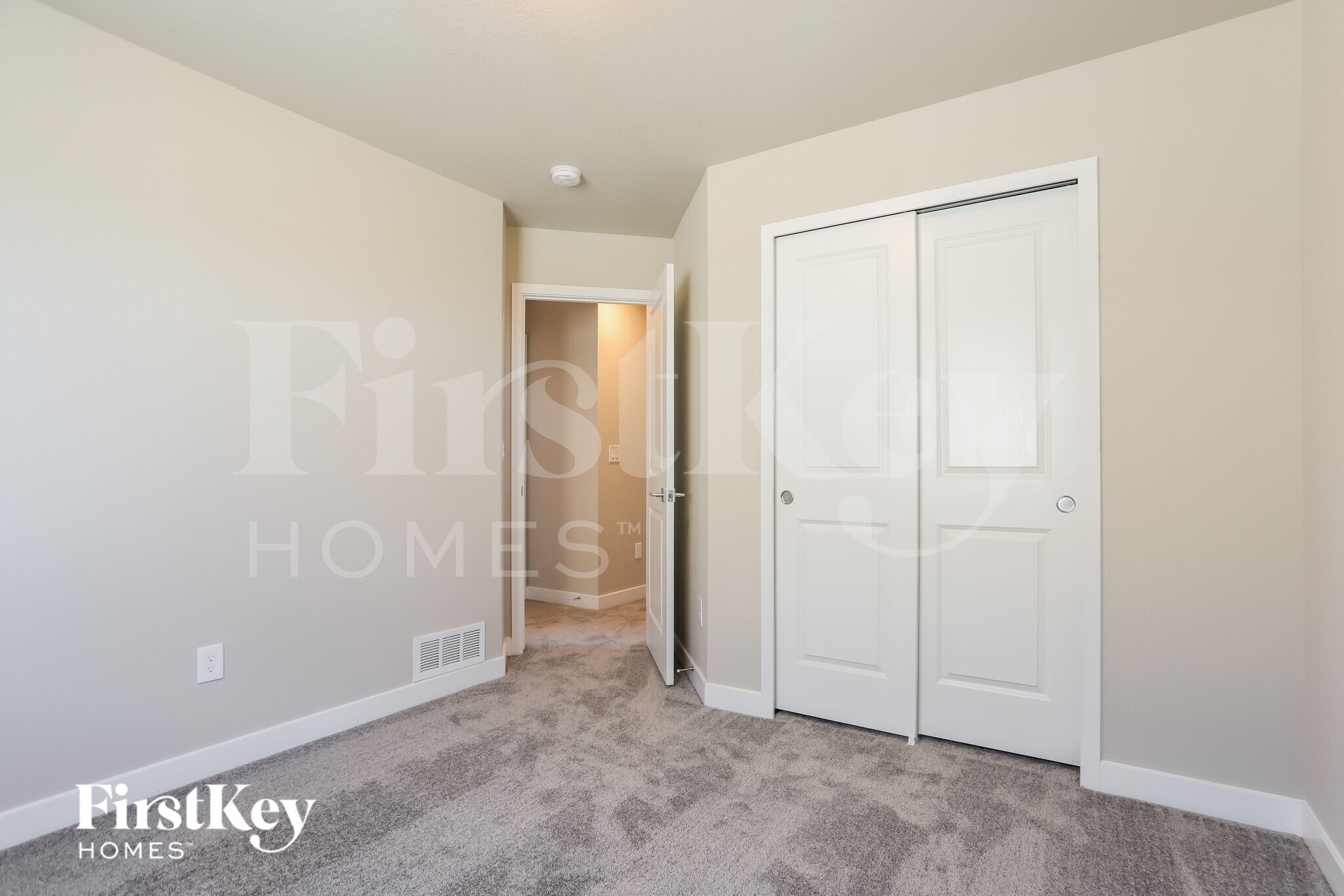 Building Photo - 10376 Horton Dr